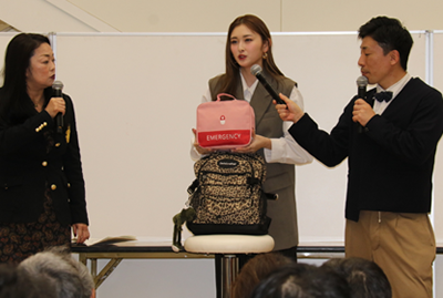 防災トークショーの写真