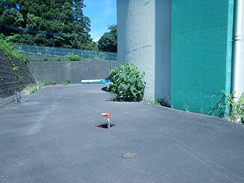 新鮎返配水池給水口の写真
