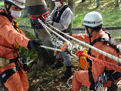 山岳救助訓練の写真