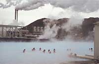 地熱発電所にあるブルーラグーン温泉