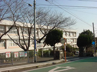 鶴見小学校の写真
