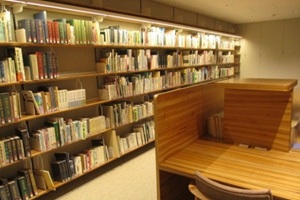 静かな部屋の室内