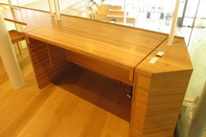 昇降機付き閲覧席